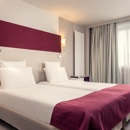 Mercure Paris Bercy Bibliotheque-2